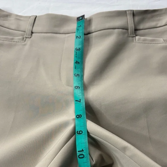 🤍 WHBM Cream Tailored 5" Shorts Size 2 Women's NWT Stretch Zip Button 🤍 - Picture 10 of 15